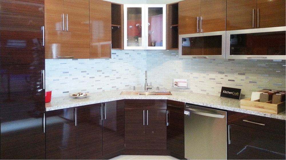 Deluxe kitchen cabinets in Bay Aera | Kraftmaid | Schrock ...